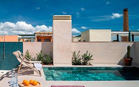 Magno Apartments Clavellinas